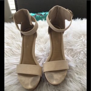 Cute ivory 5” cork wedge platform sandal.